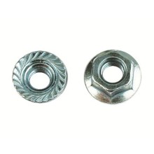 Гайка с насечкой, препятствующей откручиванию М8 HDZ DKC (CM100800HDZ)