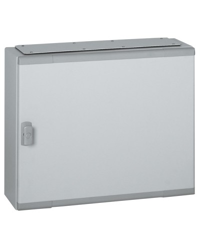 Шкаф распределительный Legrand 020182 в Абакане Щиты электрические Pintop.ru