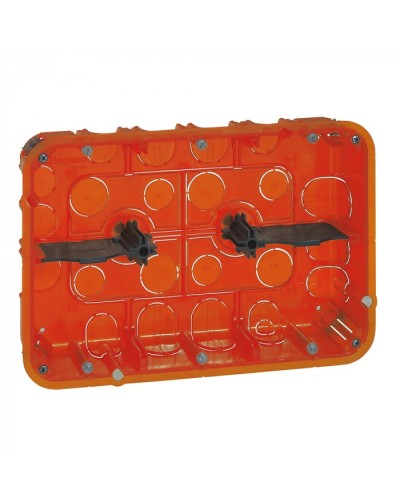 Коробка монтажная Legrand 080126 в Абакане Распределительные коробки Pintop.ru